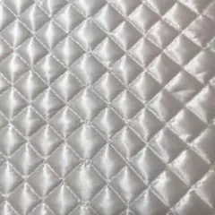 キルティング生地　サテン　ホワイト