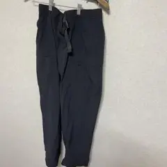 美品　ユニクロ　ギアパンツ　ブラック　M 2024製　黒　ナイロン