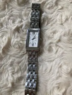 ✳︎LUKIAシルバー 長方形 クォーツ腕時計✳︎