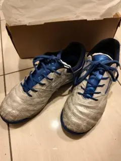 umbro トレーニングシューズ 23.5cm