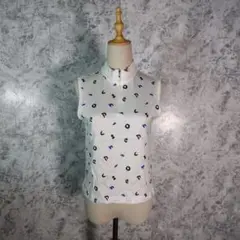 美品✨ピッコーネ　ノースリーブシャツ　ジップアップ　白　【2】　可愛い❤