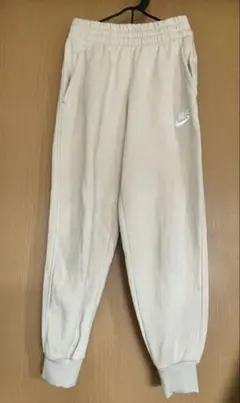 Item thumbnail for item 8f88cefe-9a3a-44f5-8cac-427f1f88f38b