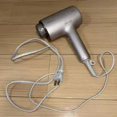 Item thumbnail for item e0018fa5-d38b-4a35-8a87-98ebd814f778