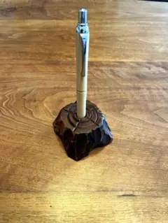 木製　ペンスタンド　火山