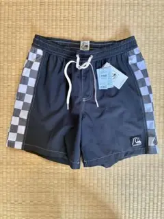 クイックシルバー　ショートパンツ