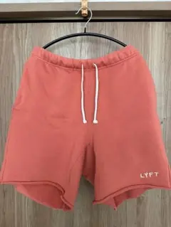 LYFT XL オレンジショートパンツ