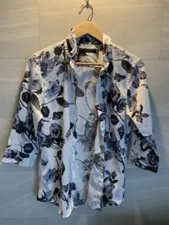 フーガ　柄シャツ