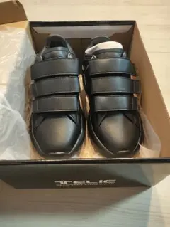 【TELIC テリック】リカバリー スニーカー 新品未使用　厚底　15180円