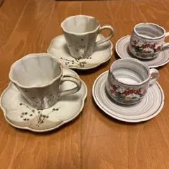 和風花模様のカップ・ソーサーセット