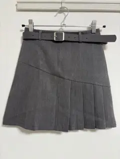 グレー プリーツミニスカート ベルト付き