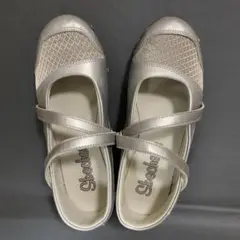 Skechers シルバー フラットシューズ