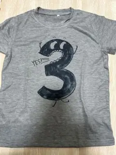 お値下げ中　バースデーナンバーTシャツ3　半袖　誕生日