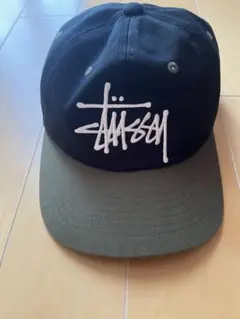 Stussy スナップバックキャップ 黒/オリーブ