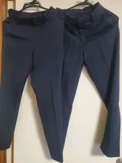 UNIQLO スラックス Sサイズ 2本セット