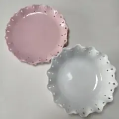 陶器製フリルエッジプレートとボウルセット