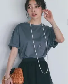 【早い者勝ち】 ラブティックボンボン　ハート刺繍Tシャツ チャコールグレー