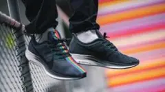 【新品・未使用】NIKE ZOOM PEGASUS TURBO BETRUE
