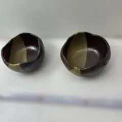 陶器製黒とベージュストライプボウル2個セット