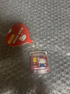 サンリオ　キティ　ミニチュアパッケージチャーム　ミニチュアトイ