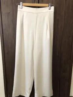 新品NOLLEY'Sノーリーズクリーム色 ハイウエスト ワイドレッグパンツ