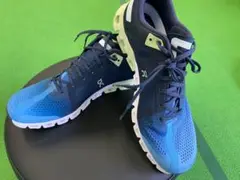 最新クラウドフロー!!新品(メンズ25㎝)