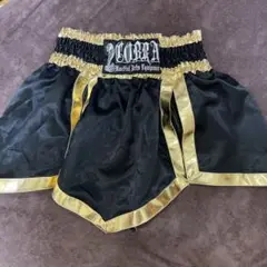 キックボクシングパンツ