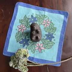 Sweden vintage fabric୨୧⁎༶青とピンクとお花のクロス