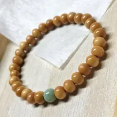 翡翠と欅(けやき)のブレスレット  翡翠ブレスレット  パワーズウッド　硬玉翡翠