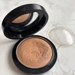 mac ミネラライズ　スキンフィニッシュ　ナチュラル　ミディアムダーク