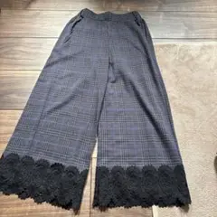 アンドラブガウチョパンツ グレーと黒のチェック柄 レース裾
