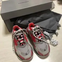 新品未使用Balenciaga Triple S スニーカー レッド 23cm