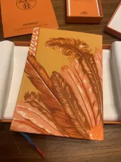 未使用品　HERMES エルメス　200650Aヴァルカドゥール　ノートメモ帳 楽天市場】【新品未使用品】HERMES エルメス カヴァルカドゥール