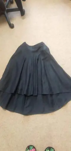 セリーヌ リネン スカート