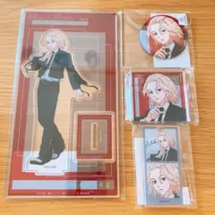 佐野万次郎　アクリルスタンド　アクリルブロック　缶バッジ　まるくじ
