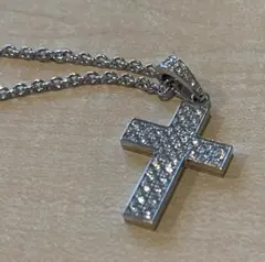 CARTIER カルティエ アンモワ クロス ダイヤ K18WG ネックレス