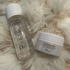 DIORSNOW ESSENCE OF LIGHT 透明感美容液