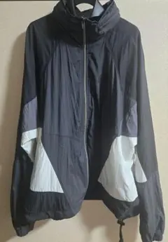 NIKE　ナイロンジャケット