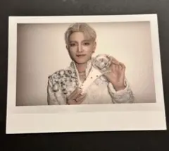 ATEEZ ホンジュン ポラロイド
