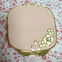 Item thumbnail for item 8ff36c0c-0a27-4ba8-97de-b209774d3001