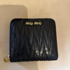 miu miu 財布