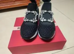 新品ROGER VIVIER ビジュー装飾 ブラックスニーカー