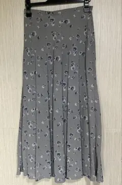 【バレンツハウス】グレー 花柄 プリーツスカート L 美品