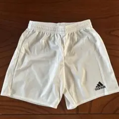 adidas ホワイトショートパンツ 130（サッカー）