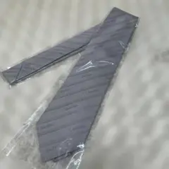 Calvin Kleinカルバンクライン新品ネクタイシルバーグレーロゴストライプ