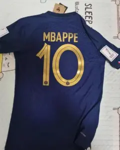 新品です 22ワールドカップ フランス代表 ホームユニフォーム 10番 エムバペ
