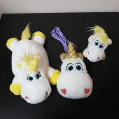 ディズニーリゾート　トイストーリーバターカップ　パスケースぬいぐるみバッジ