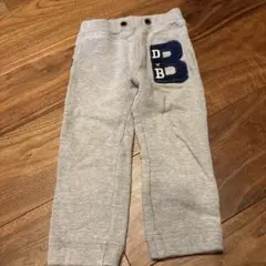 グレーのパンツ D&B刺繍 クマデザイン