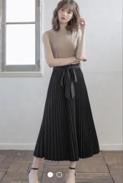 GRL ベルト付ノースリーブプリーツスカートドッキングワンピース