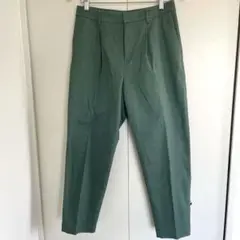 グリーン チノパン ストレート