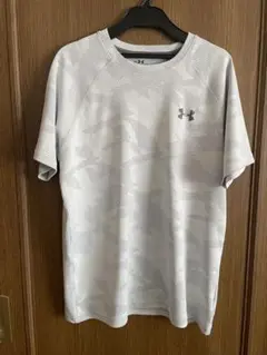 美品!! Under Armour S～Mサイズ トレーニング Ｔシャツ